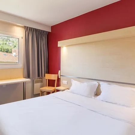 B&B HOTEL Le Puy-en-Velay Vals-pres-le-Puy Exterior foto